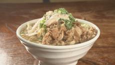 背脂やニンニクたっぷりの「二郎インスパイア」うどん　とっておきのスタミナグルメ　香川【ほっとマルシェ】