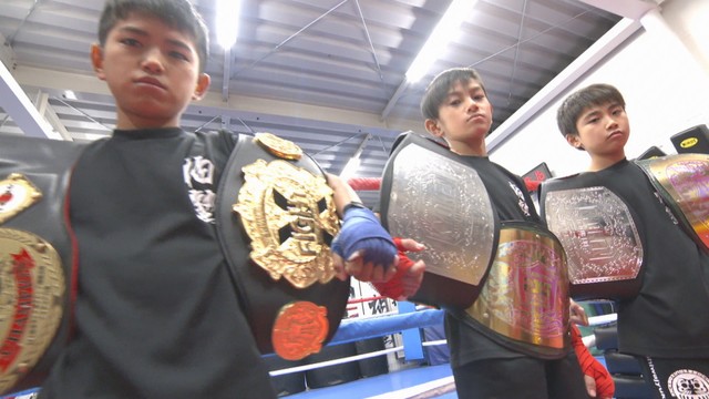 お互いがライバル　キックボクシングの大会で優勝した3人の小学生の目標は？　岡山【こどもミライパーク】