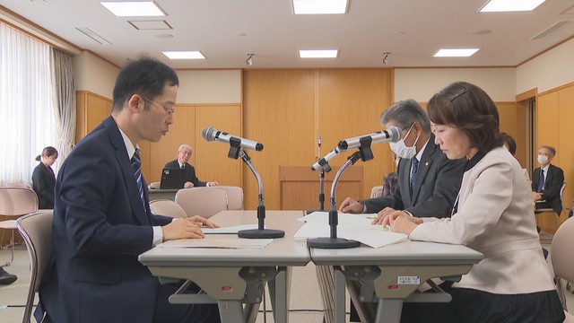 裁判より「早く、安く、簡単」　市民が民事調停を実演形式で学ぶ　高松簡裁