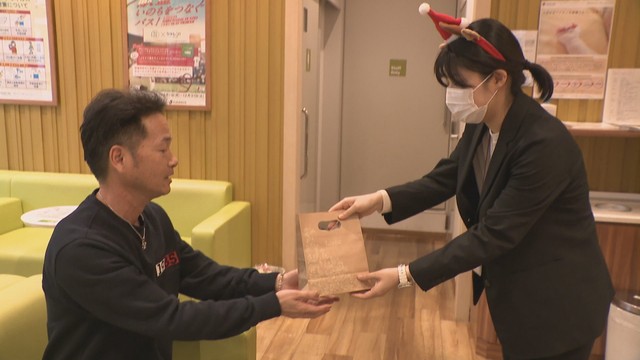 献血協力でケーキをプレゼント「クリスマス献血キャンペーン」　高松市