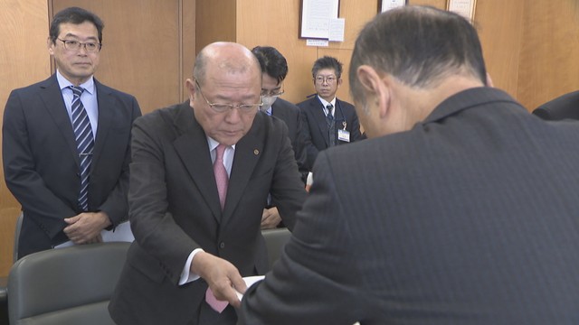 岡山商工会議所などが「中小企業支援」を市長に要望　設備投資の後押しや創業まもない事業者への融資拡充など