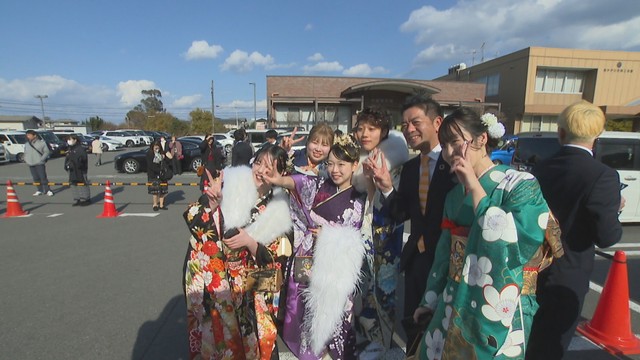 一足早く「はたちの集い」　コロナ禍乗り越えて新たな決意　香川