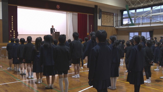 岡山市の公立小中学校で始業式　児童が元気よく新学期を迎える