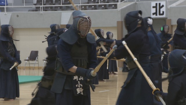 決意新たに岡山武道館で新春恒例の寒稽古　厳しい寒さの中で心身を鍛える