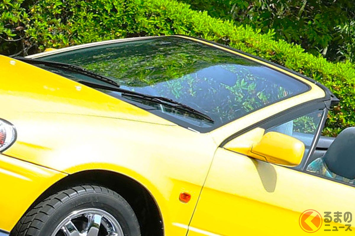 トヨタ斬新「“4人乗り”オープンカー」“実車公開”に反響殺到！「値段も