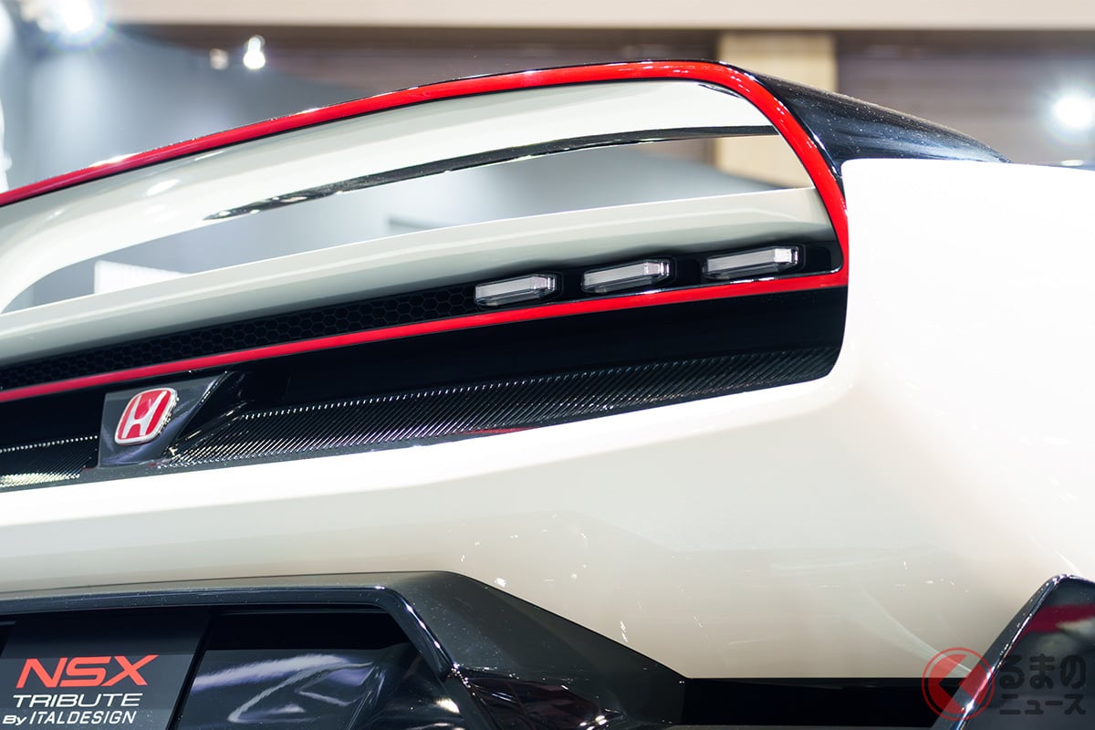 約1.8億円！ “新たな”「ホンダ“NSX”」公開！ 伝説の「白×赤バッジ