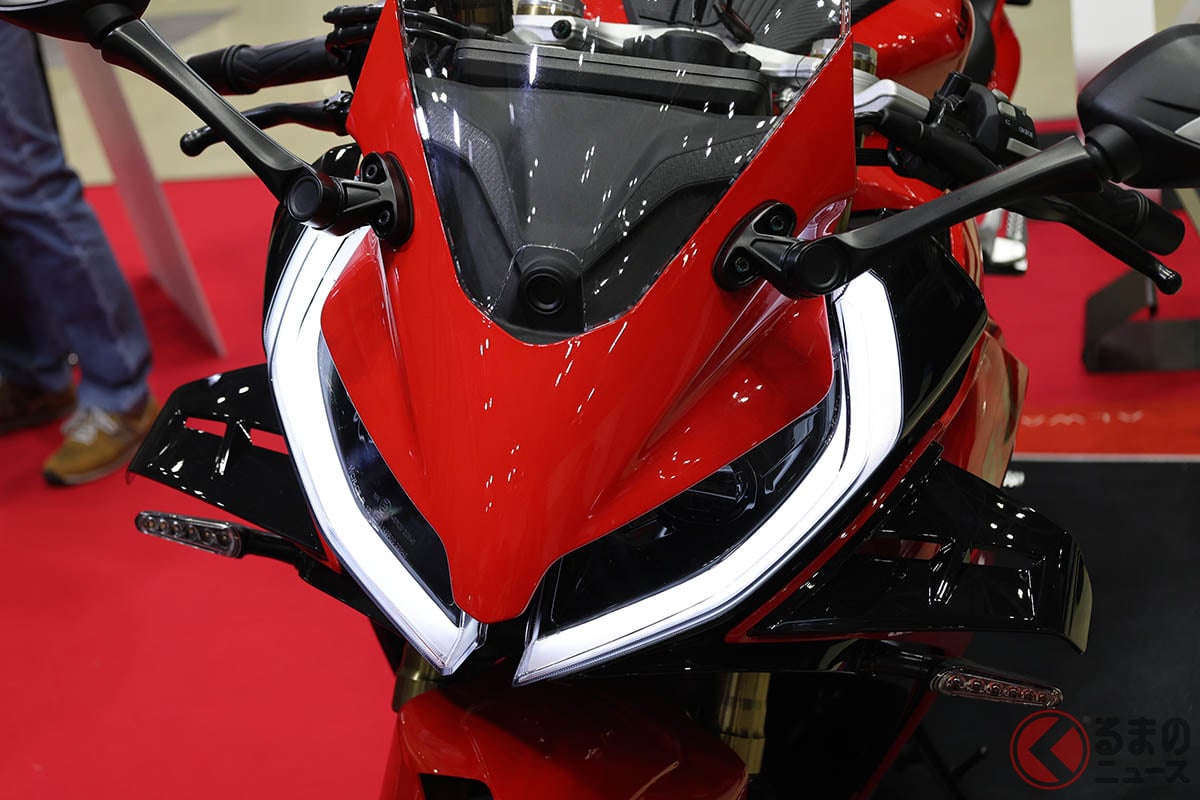 4気筒400ccの「“新型”スーパースポーツ」日本上陸！ カワサキ「Ninja