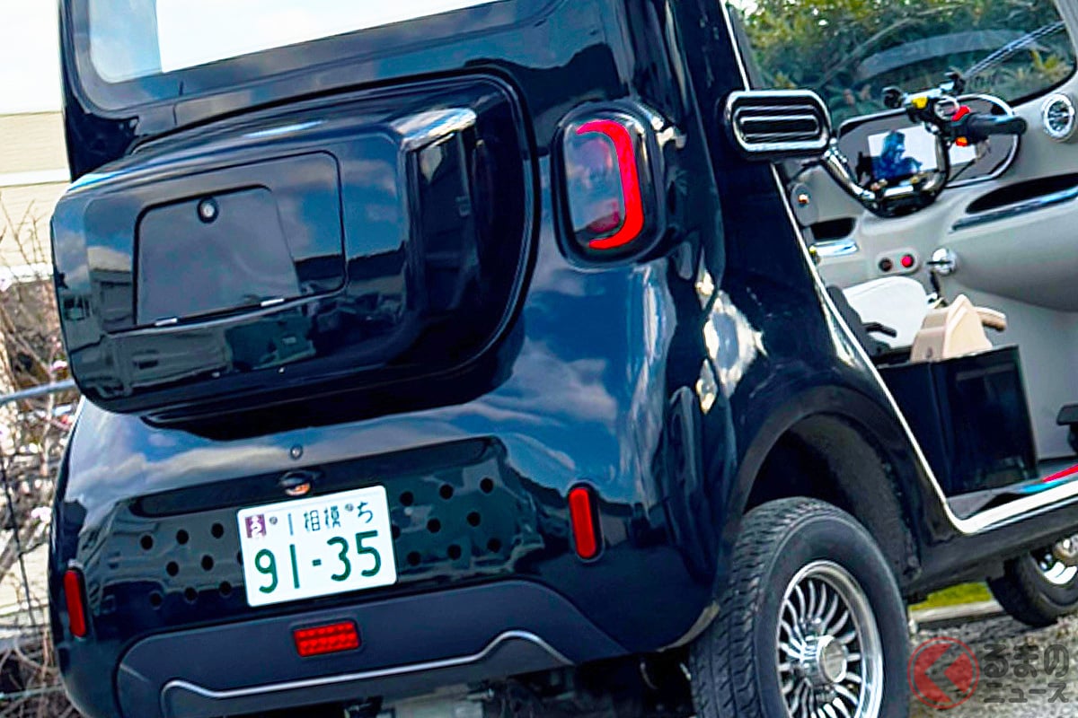 新車69万円！ 斬新「“3人乗り”トライク」実車登場！ “普通免許”で乗れ