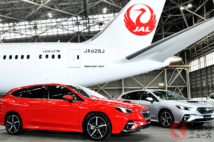 なぜJAL格納庫で開催？ スバル新型「レヴォーグ」発表会　今も続く旅客機とスバルの関係とは