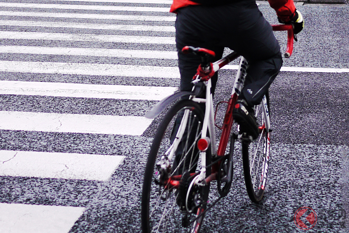 バイク と 自転車 の 事故