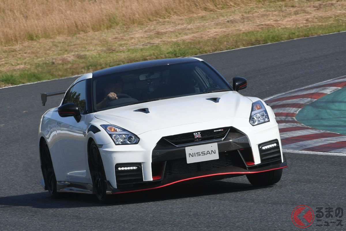 カギは「GT-R」!? 日産とマクドナルドがコラボ！ 双方の公式SNSが生発表予告