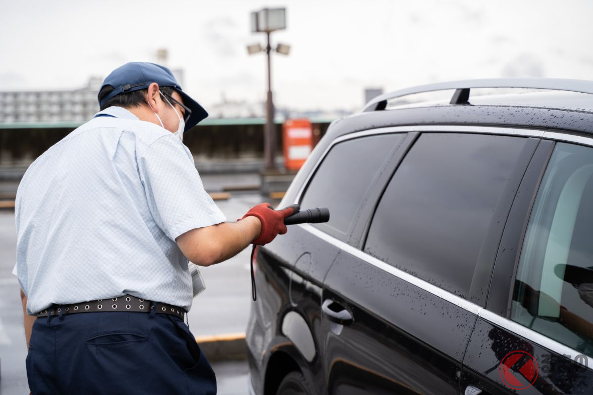 子どもの「車内放置」どう防ぐ？ 親が意図的に「毛布で隠す」事案も!? 相次ぐ悲惨な事故、社会で必要な取組みとは