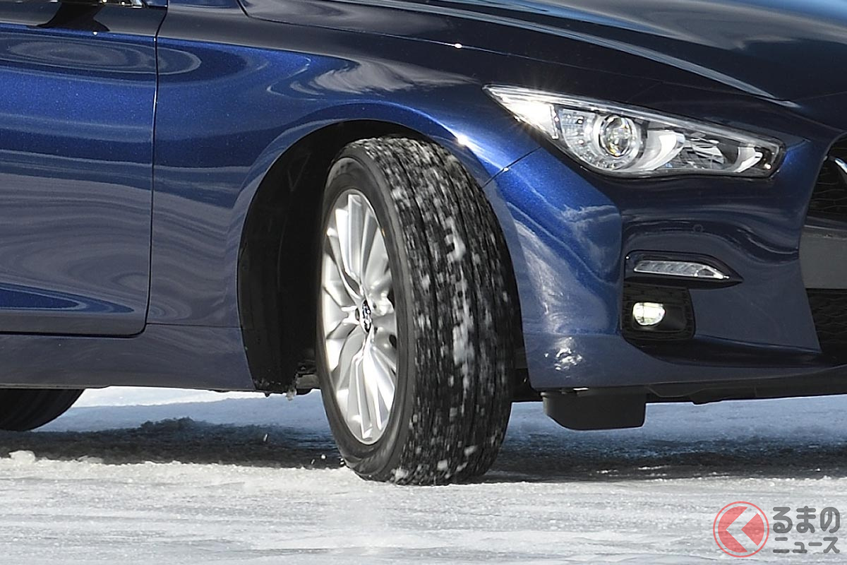 雪道でタイヤが「スリップ」なぜ起きる？ クルマが止まらず超危険！ 滑ったときの対処法は？