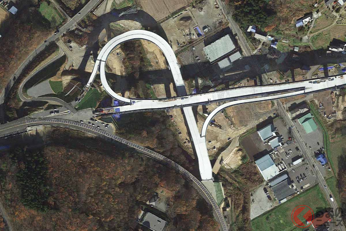東北道から分かれる「あぶくま高原道路」が延伸!? あえて“ぐるりループ”を描く終点ICの形を生かして9kmバイパス整備へ