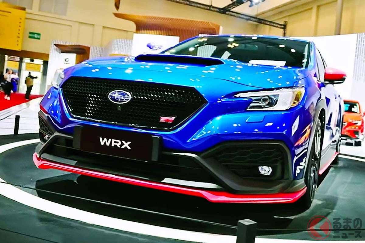 スバルの高性能セダン「WRX」に“めちゃ和風”な「桜エディション」登場！「6MT」搭載のハイパフォーマンス仕様に期待大！ 尼で実車展示