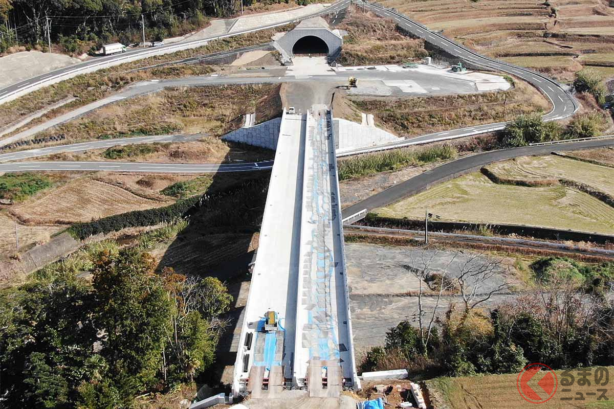 西九州道は「最西端へ！」 建設中の松浦佐々道路で初の「トンネル貫通」 計画されているルートは？