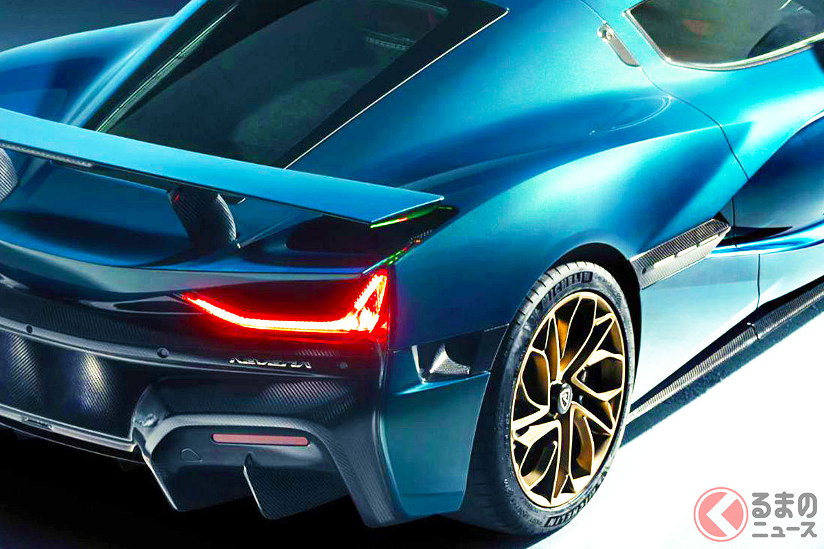 約2000馬力で3億円超！ 世界最強の新型「爆速スポーツカー」が