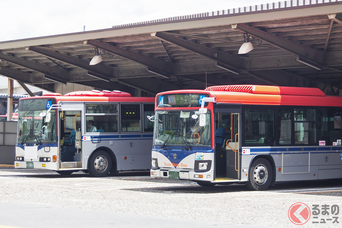 路線バスに備わる“夢ある仕掛け”が話題に！ 「おじさんも座りたい！」と大人も思わず興奮!? 子どもウケ間違いなしな取り組みとは