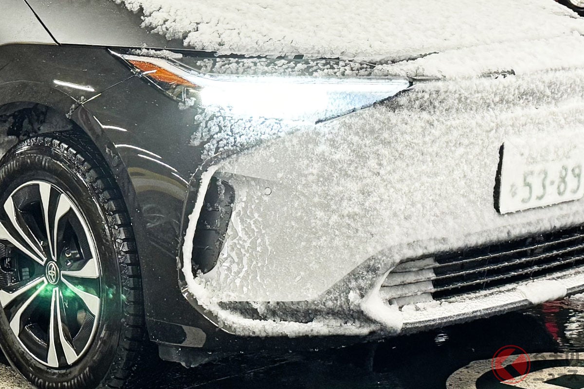 豪雪で「EV」ってホントに大丈夫!? 2年ぶり“大雪警報”の東京をトヨタ「最新SUV」で走る！ 感じた印象は？