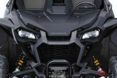 ホンダが新型「4人乗りスポーツモデル」発表！ 高性能タイプ「R」も設定！ めちゃパワフルな“悪路最強”モデル「新型タロン」米で登場に熱視線