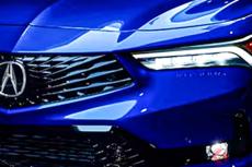 ホンダが新型「小さな高級車」世界初公開へ！ “VTEC”ターボエンジン搭載の「コンパクトSUV」に熱望の声！ 2025年米に登場の「謎ADX」とは？