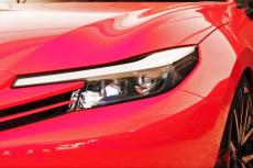 ホンダ新型「“赤い”和製スポーツカー」初公開に反響多数！ 22年ぶり復活の「プレリュード」2025年にも登場!? 美麗すぎ「“2ドア”クーペ」欧州登場に期待の声集まる