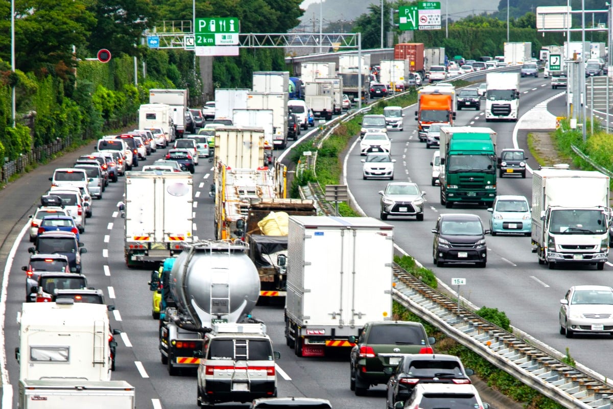 渋滞40kmも!? 「関越道」イライラお盆渋滞から逃れる「穴場の時間帯」があった！ 鬼門の「高坂SA」どう突破するのが「勝ちパターン」なのか