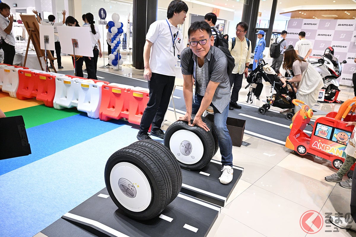 タイヤの空気圧からヘルメットのかぶり方まで学べる！ ブリヂストン主催「ファミリー交通安全パーク」とは