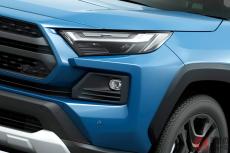 トヨタ新型「RAV4」発売！ 2WD廃止で全車“4WD”搭載！ 人気アイテムの標準装備化も！ 約323万円から