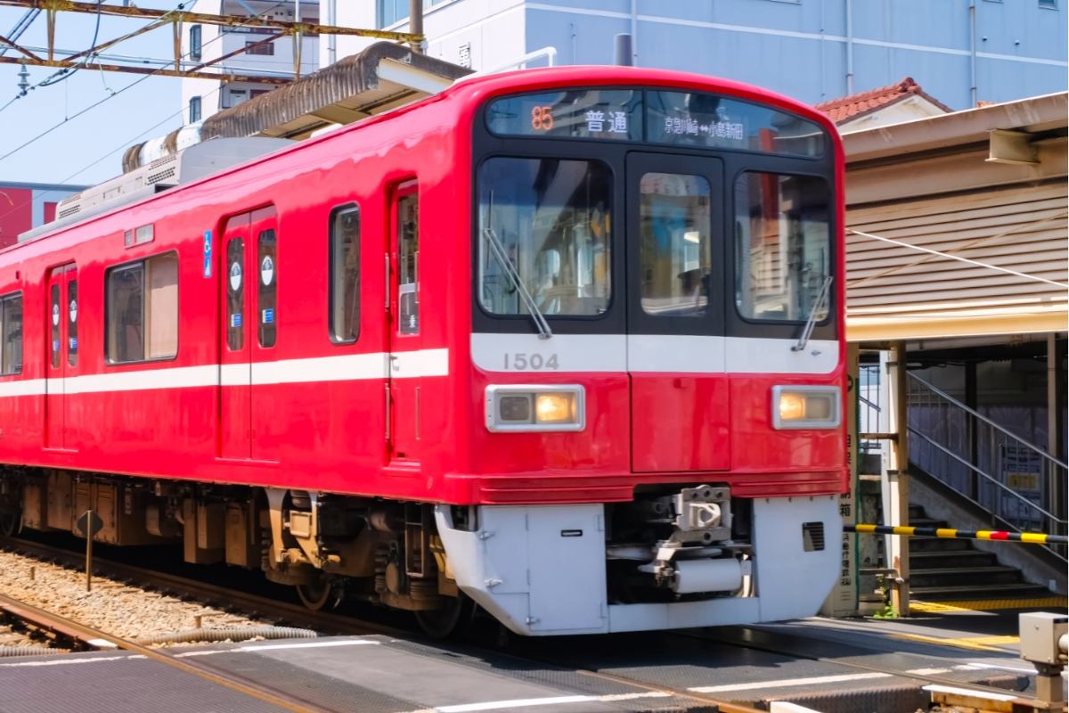 京急大師線の「地下化計画」2027年着工へ!? 「川崎大師駅」地下化で国道409号“踏切渋滞”も解消！ 川崎市が方針明らかに