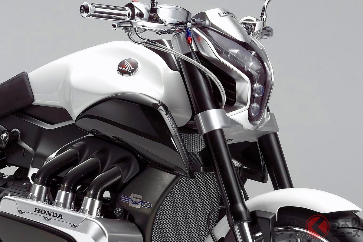 ホンダ「ゴールドウイング」に“ストリートファイターモデル”あっ
