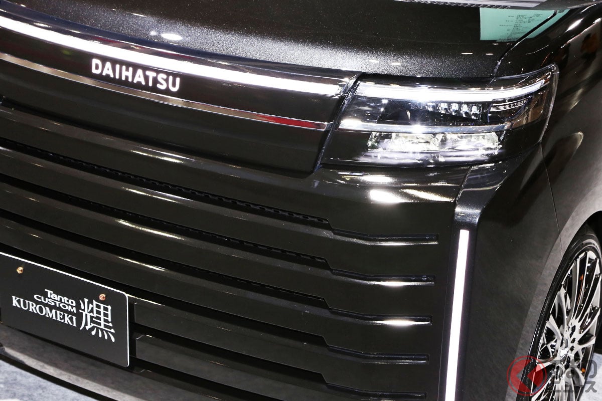 ダイハツが「“斬新”タント」初公開！ ミニバン顔負け「すごいグリル顔