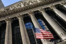 NY株反発、176ドル高　利上げ長期化の警戒和らぐ