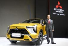 三菱自動車、新型SUV初披露　インドネシアでの自動車ショー
