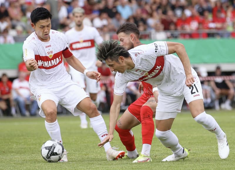 遠藤、ゴールで快勝に貢献　サッカーのドイツ杯1回戦
