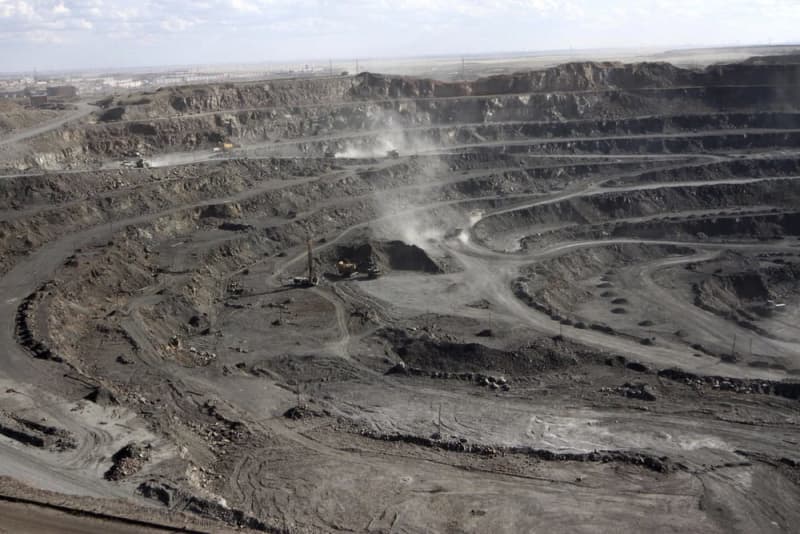 鉱物調達、脱中国依存へ　政府、経済的威圧を警戒
