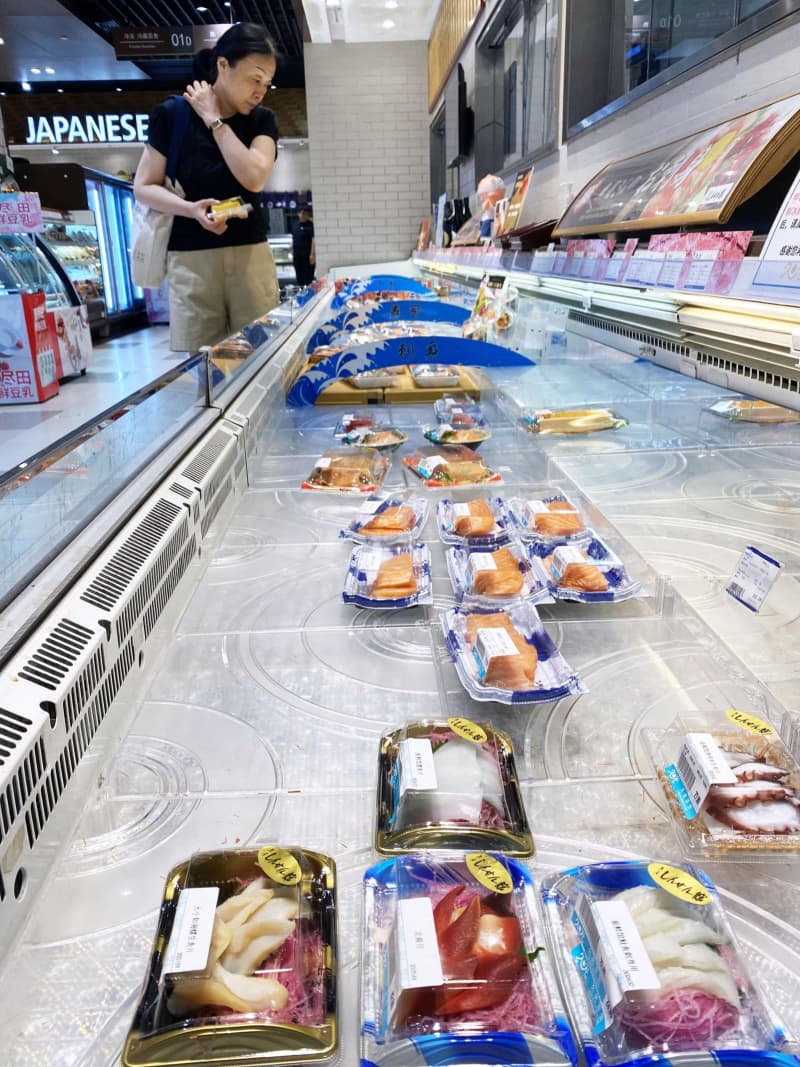 日本からの生鮮魚輸入5割減　中国7月、検査強化で