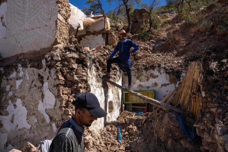モロッコ地震死者2900人超に　発生72時間経過、捜索難航