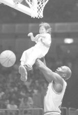 ＜あのころ＞M・ジョーダンが初来日　NBAのスーパースター