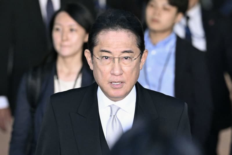 首相、経済対策10月策定へ　第2次岸田再改造内閣が発足