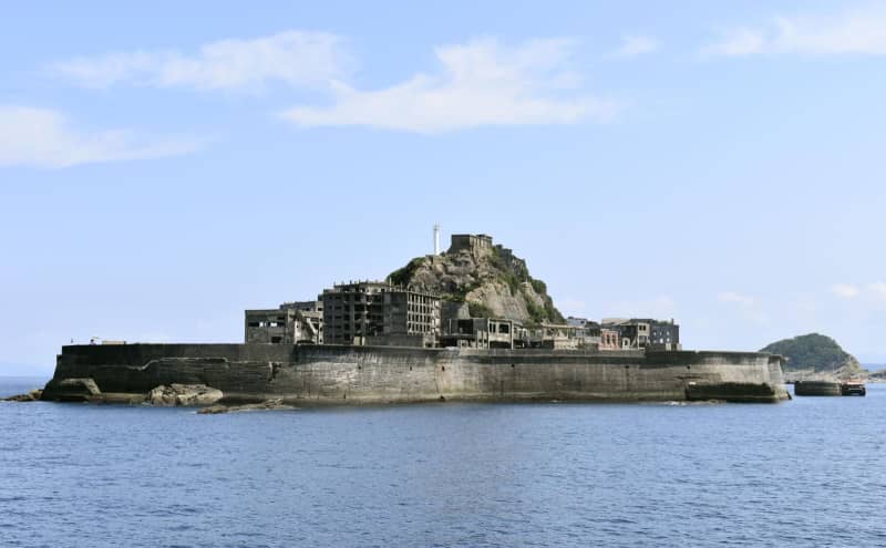 「軍艦島」保全、日本の対応承認　ユネスコ、「不十分」決議一転