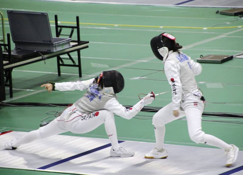 東晟、上野ら準決勝進出　全日本フェンシング第1日