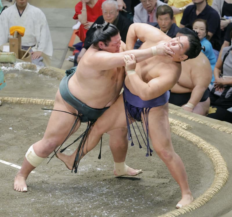 豊昇龍4敗、貴景勝は2敗目　1敗で高安と熱海富士が首位