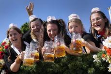 ドイツで伝統ビール祭り開幕　世界最大、南部ミュンヘン