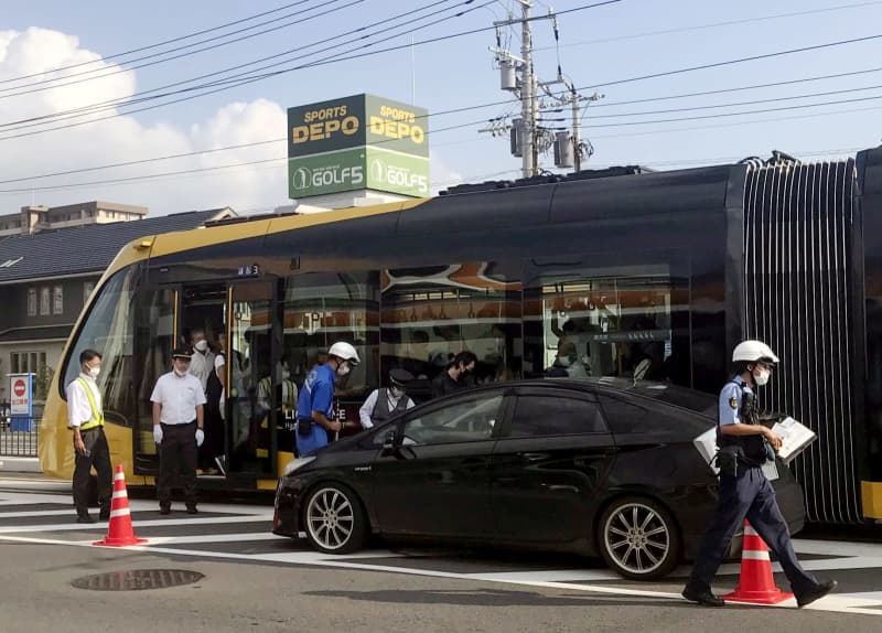 LRTと乗用車が接触事故　宇都宮市、開業以来3件目