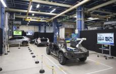 トヨタ、EV組み立て時間半分に　次世代技術を公開