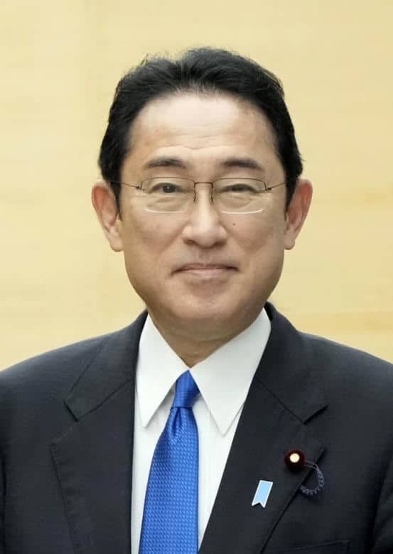 首相、靖国神社に「真榊」奉納　高市・新藤担当相は参拝