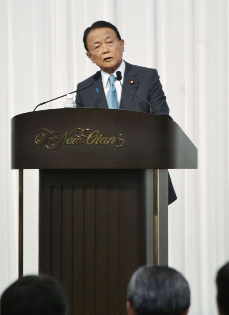 麻生氏、首相の実績擁護　「これ以上何すれば」