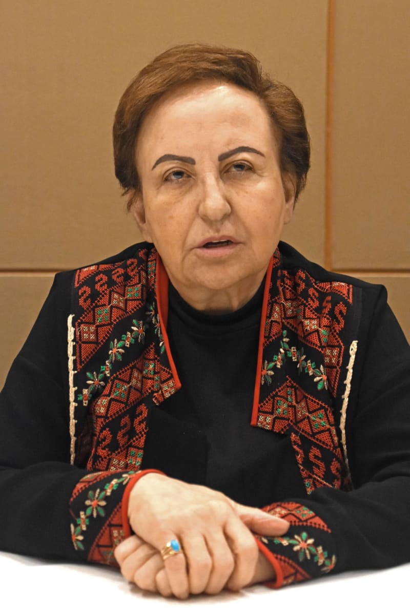 「闘うイラン女性は誇り」　平和賞受賞の人権派弁護士