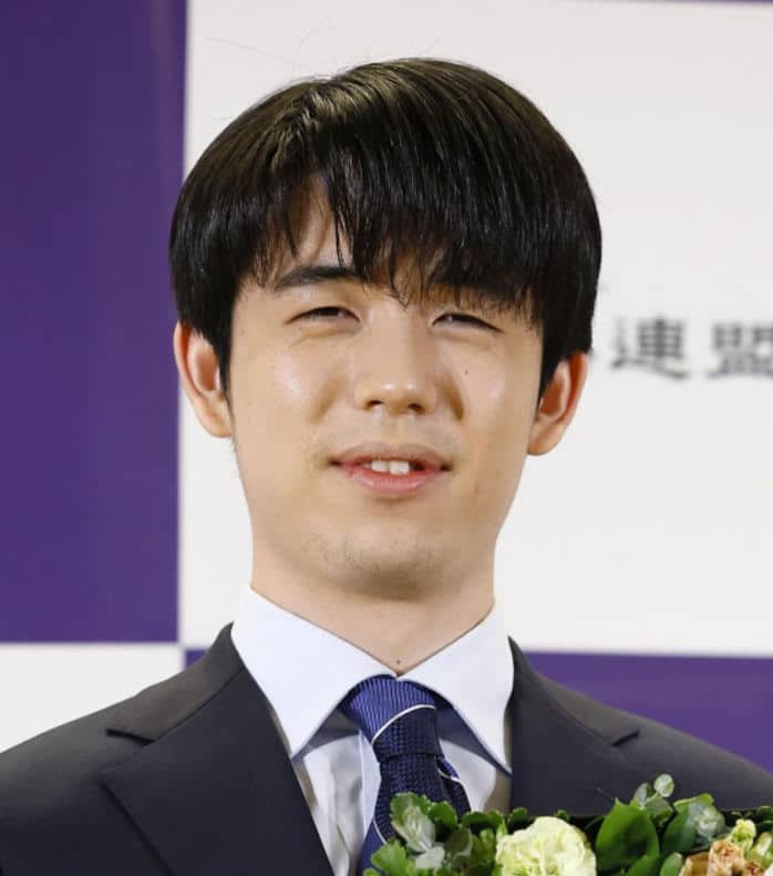 藤井八冠、13日に顕彰式　羽生さん以来、将棋界2人目